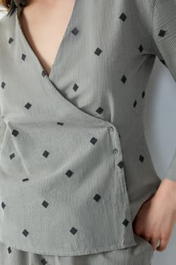 Embroidered striped cotton pyjama shirt;${refinementColor}