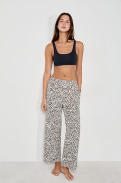 Leopard print pyjama trousers;${refinementColor}