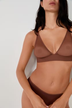Soutien-gorge triangle sans armatures en tulle;${refinementColor}