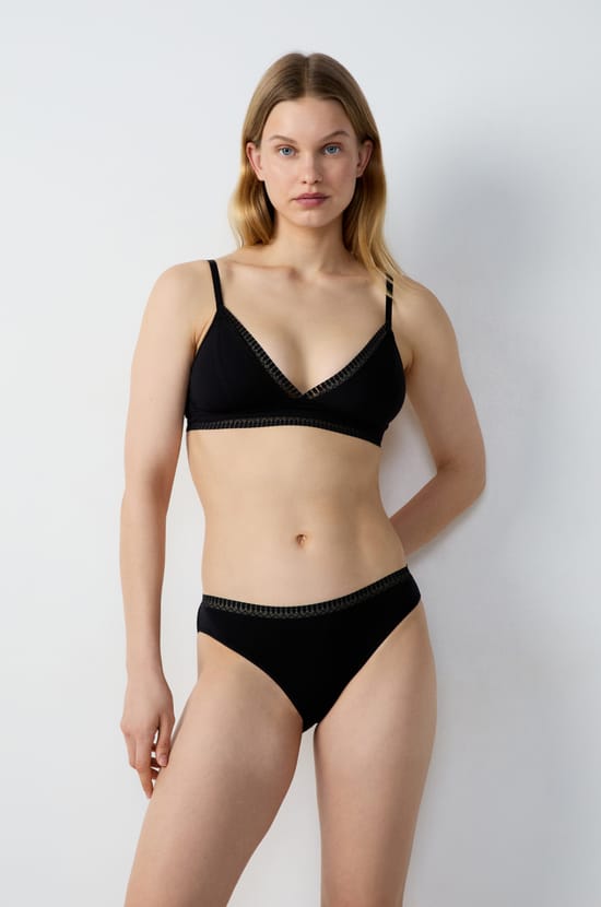 Cotton Brief;${refinementColor}