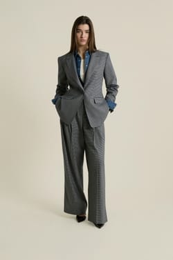 Checked Blazer;${refinementColor}