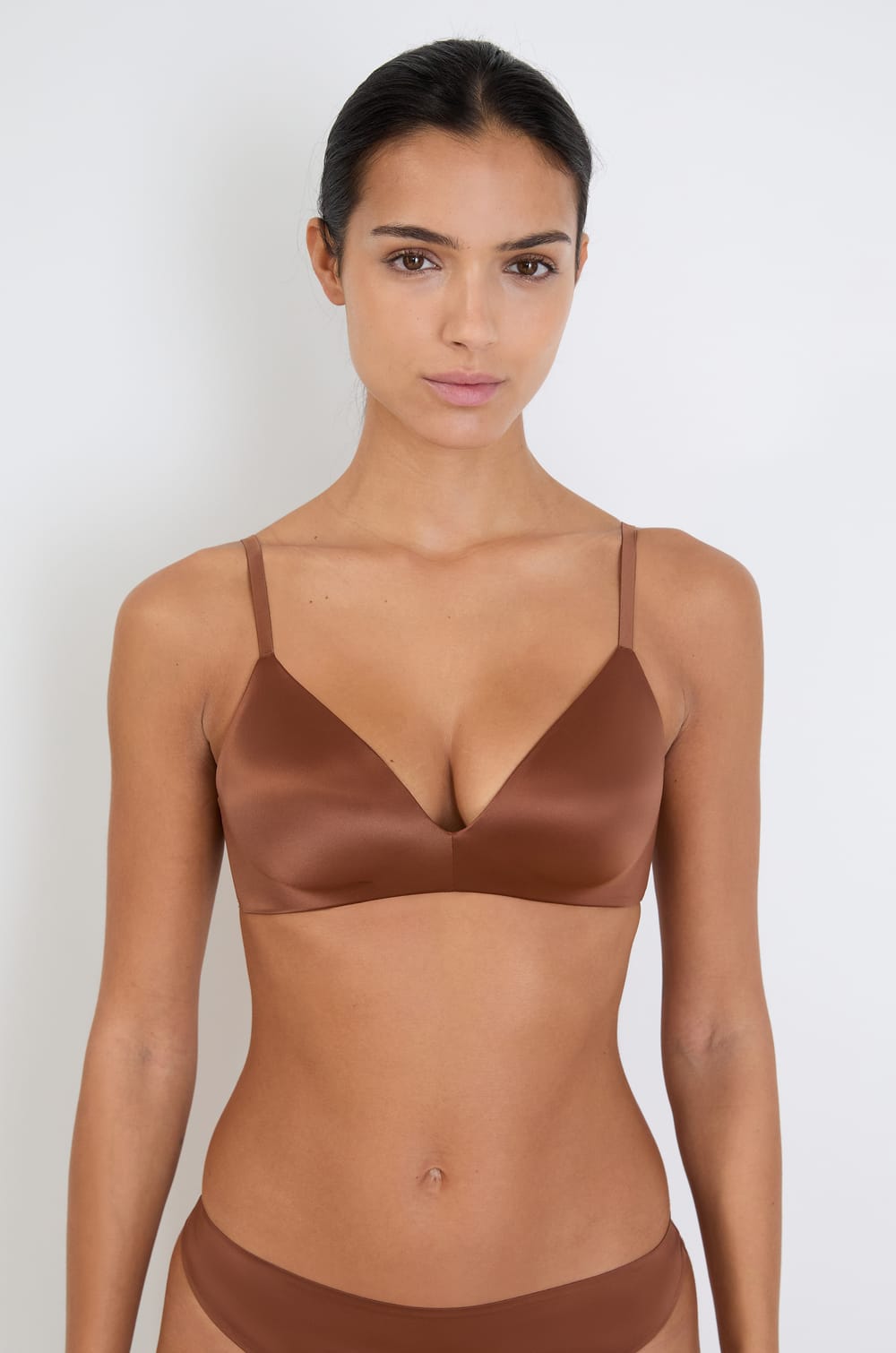 Soutien-gorge triangle sans armatures effet brillant;${refinementColor}