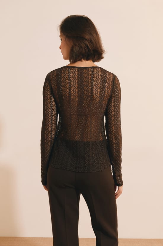 T-shirt en dentelle transparente avec dentelle;${refinementColor}