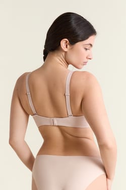 Lightly Lined Wireless Bra in Microfiber;${refinementColor}