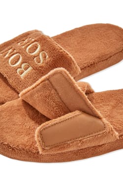 Chaussons tongs;${refinementColor}