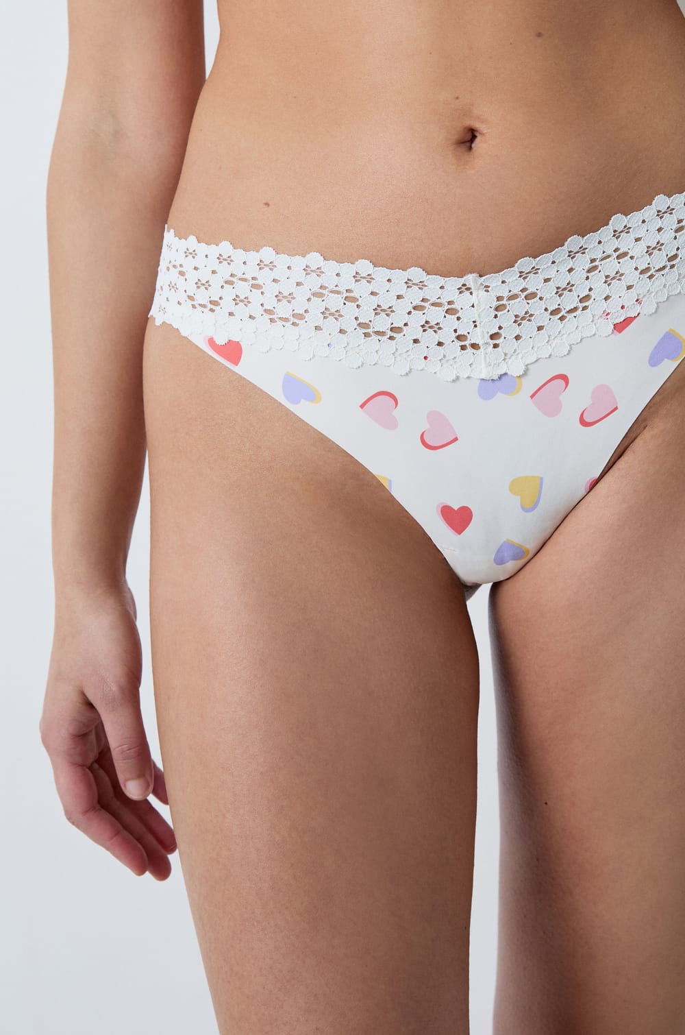 Microfibre Tanga;${refinementColor}