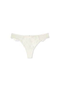Tanga en dentelle;${refinementColor}