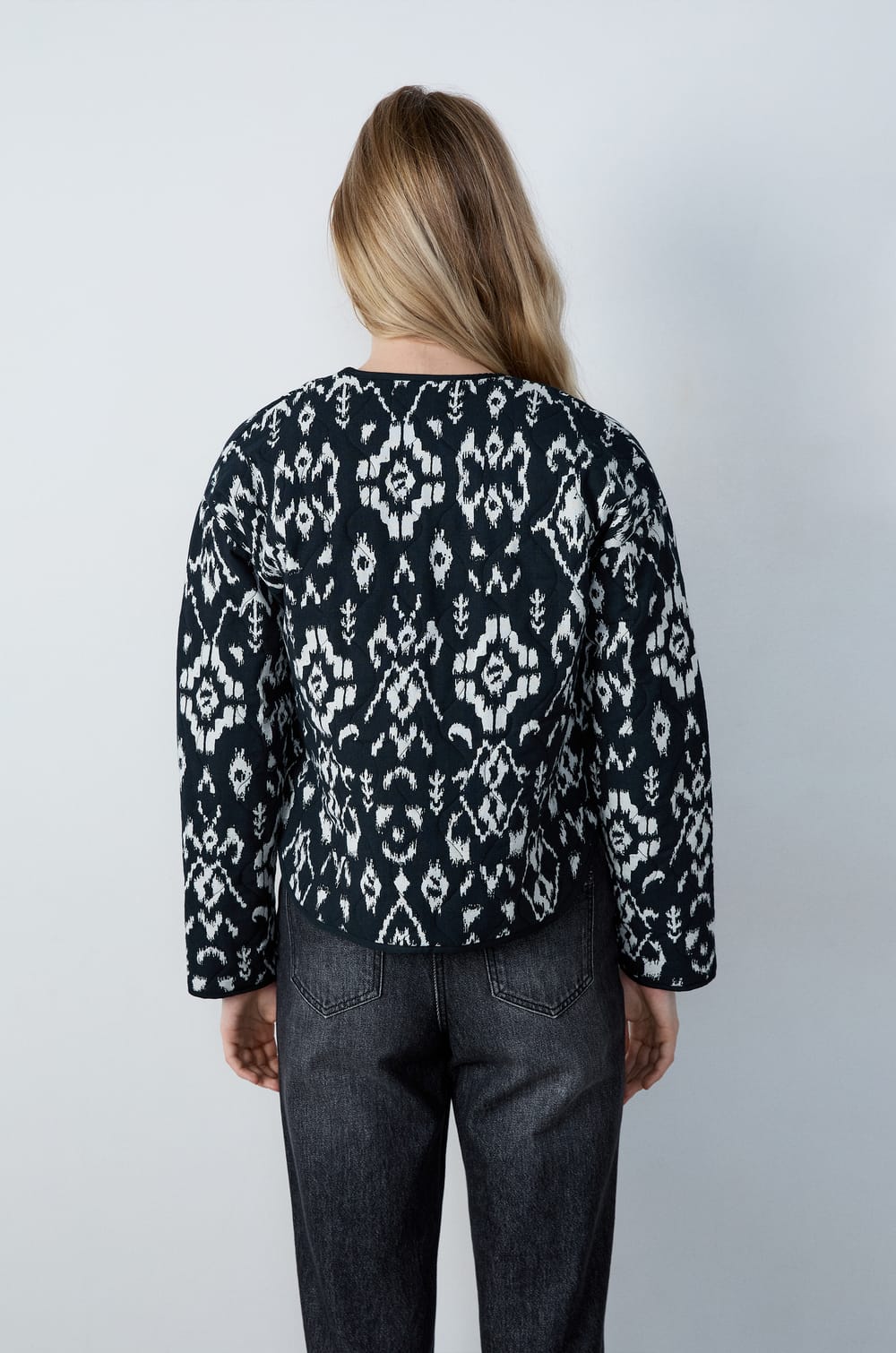 Patterned Jacket;${refinementColor}