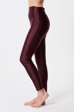 Legging ceinturé à la taille;${refinementColor}