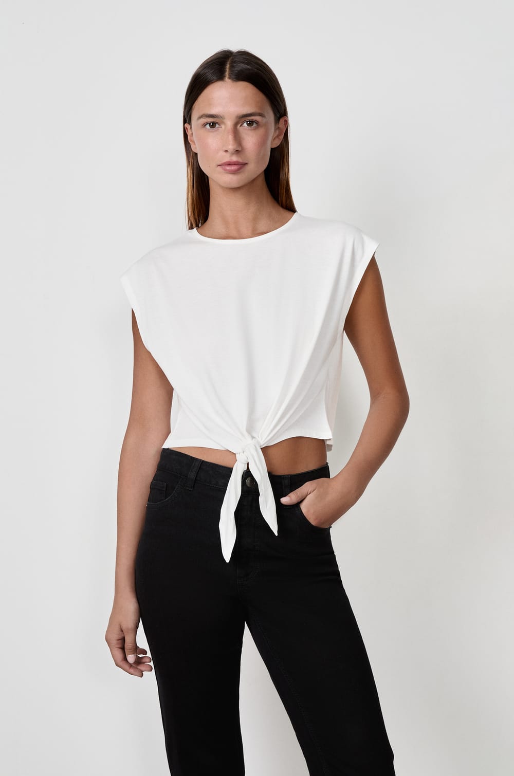 Tied Short-Sleeve T-shirt;${refinementColor}