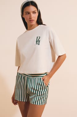 Kurzes Baumwoll-T-Shirt mit Message;${refinementColor}