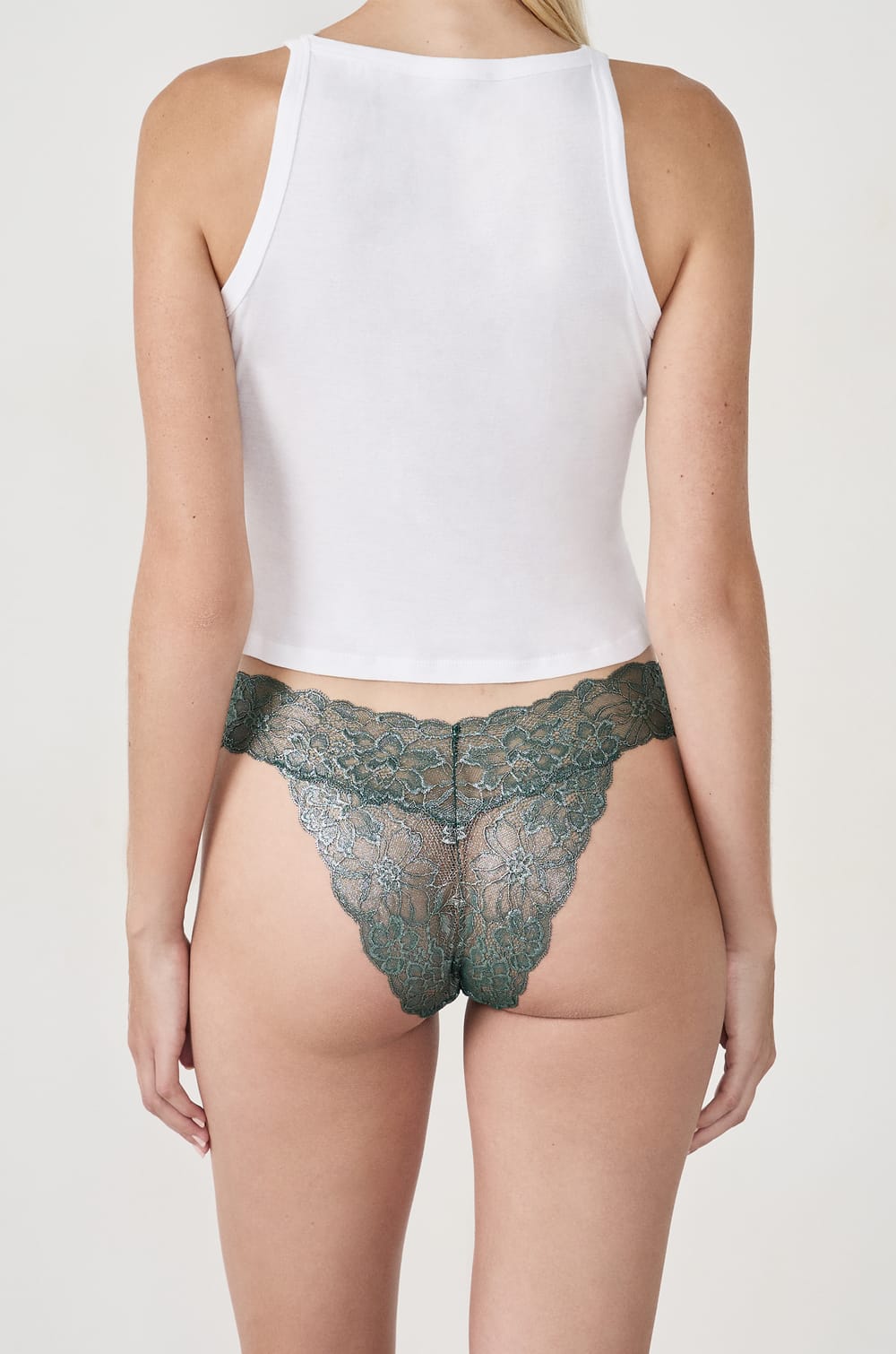 Tanga aus irisierter Spitze;${refinementColor}