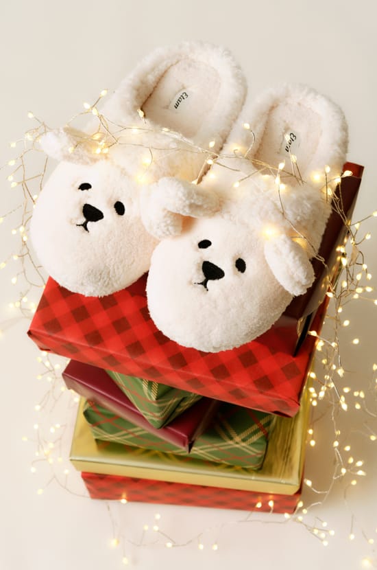 Chaussons mules;${refinementColor}