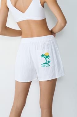 Short de pyjama en coton broderie dos;${refinementColor}