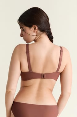 Soutien-gorge coques fines sans armatures;${refinementColor}