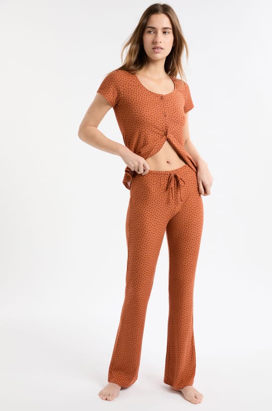 Pantal&oacute;n de pijama con estampado de corazones;${refinementColor}