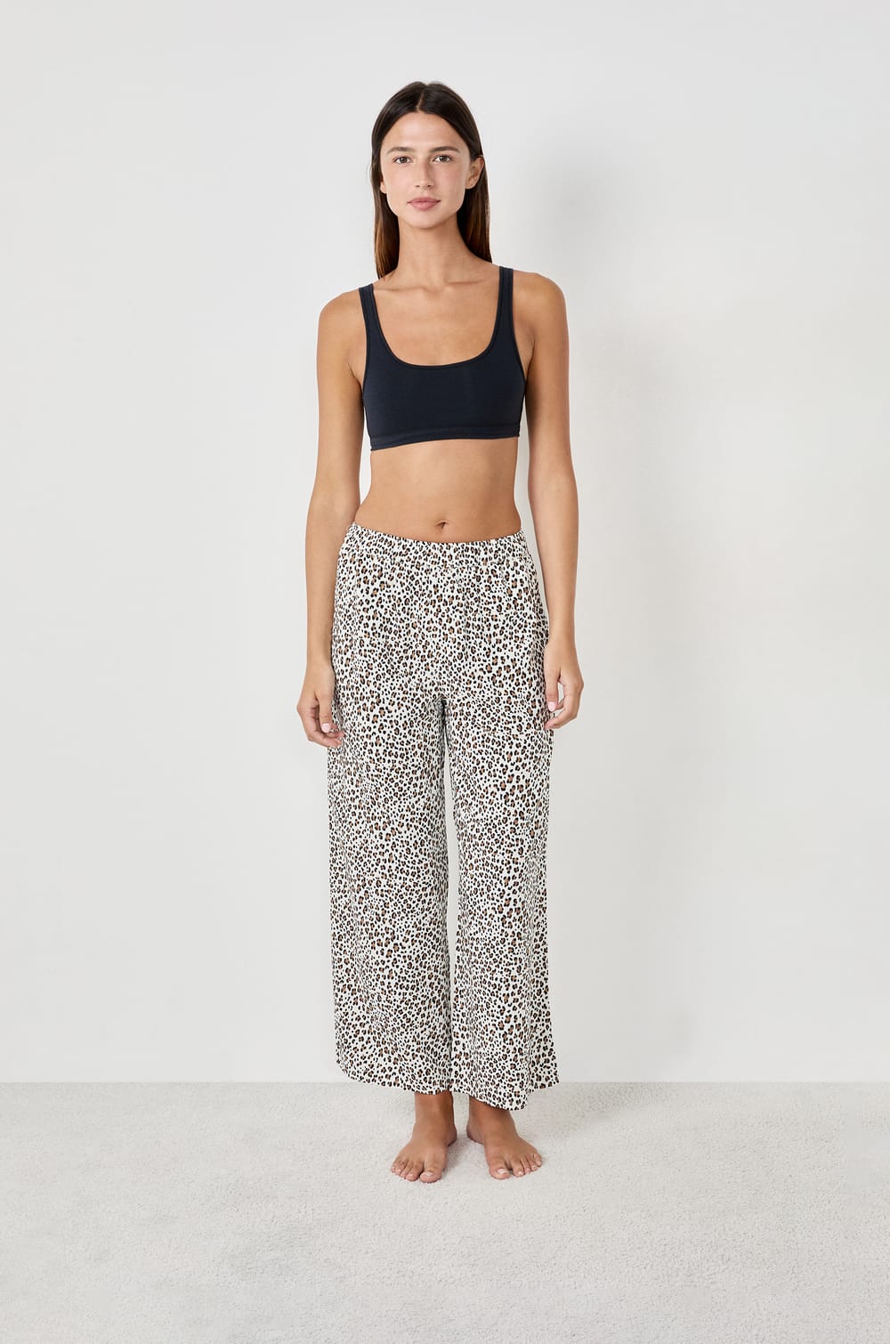 Leopard print pyjama trousers;${refinementColor}
