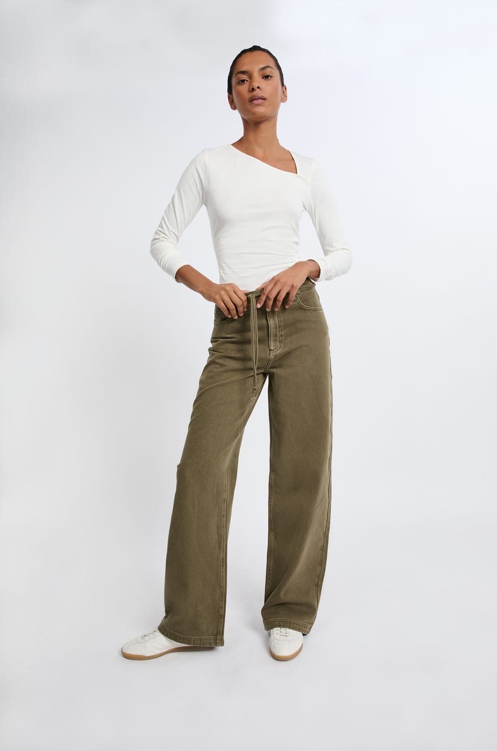 Pantalon avec cordon en coton;${refinementColor}