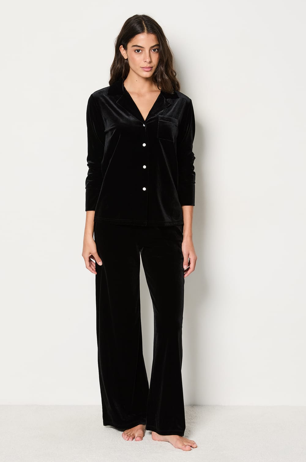 Chemise de pyjama en velours;${refinementColor}