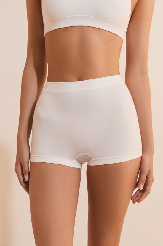 Seamless Boyshort in Organic Cotton;${refinementColor}