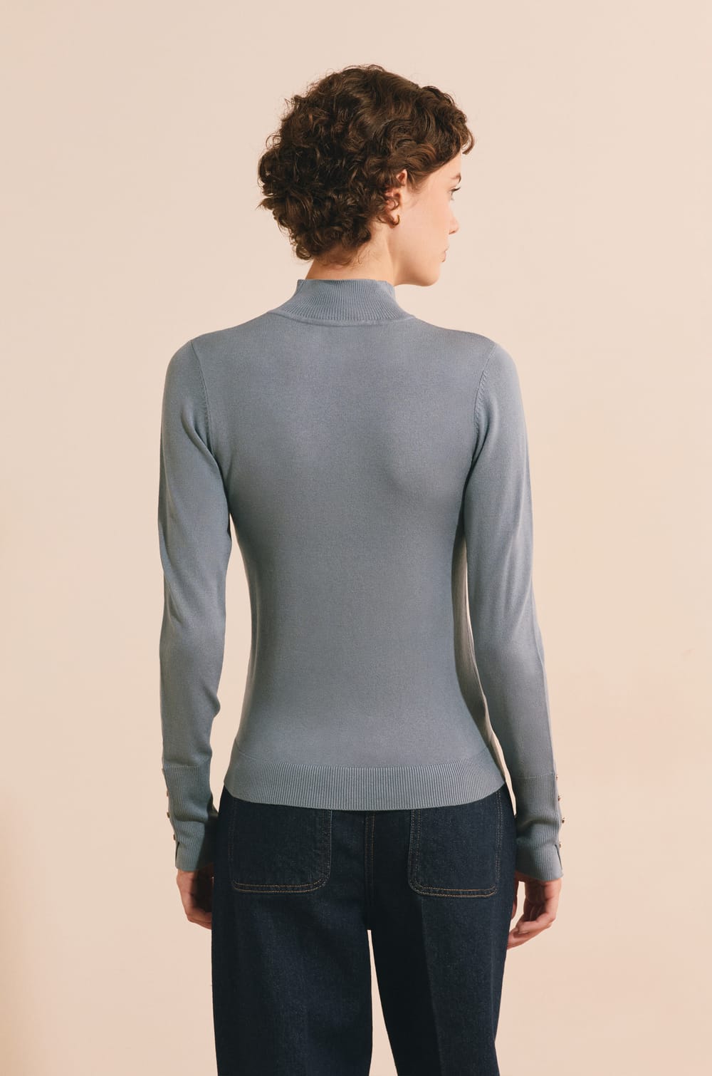 Pull en maille fine &agrave; manches mi-longues;${refinementColor}