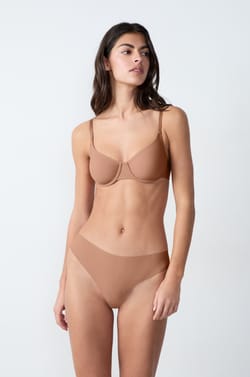 Bra nº4: Copa fina de microfibra;${refinementColor}