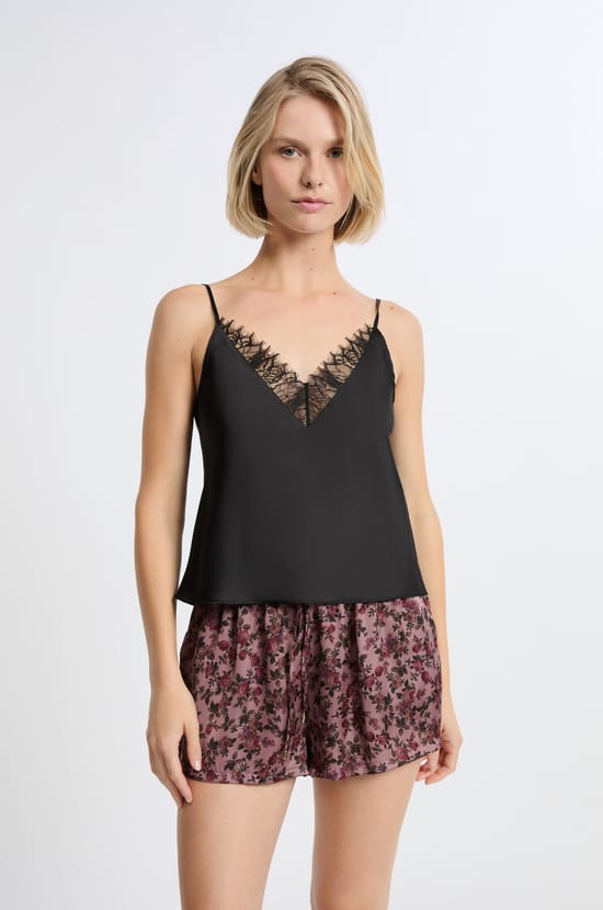 Short de pyjama satiné;${refinementColor}