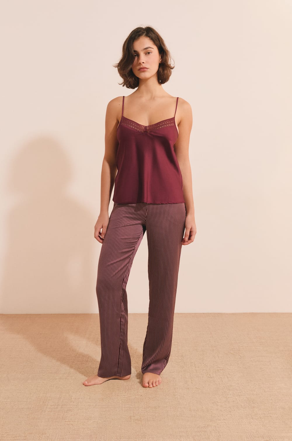 Ensemble de pyjama 3 pi&egrave;ces;${refinementColor}
