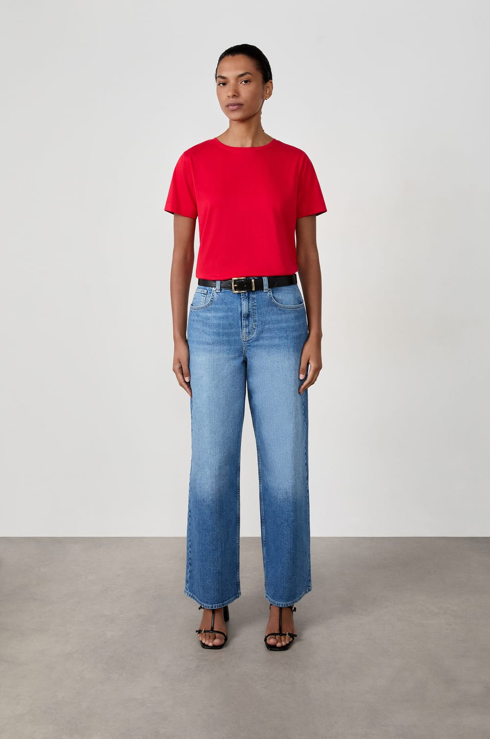 Katoenen T-shirt met korte mouwen;${refinementColor}