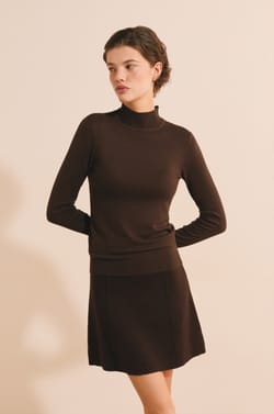 Pull en maille fine &agrave; manches mi-longues;${refinementColor}