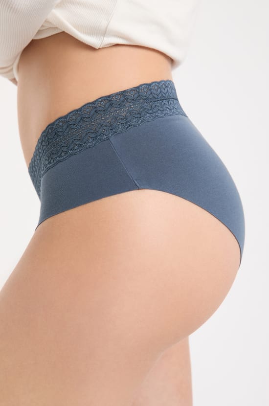 Cotton Boyshort with Back Seam;${refinementColor}