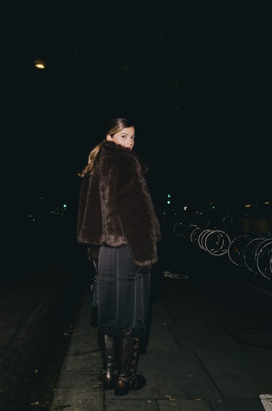 Look @marieandmood;${refinementColor}