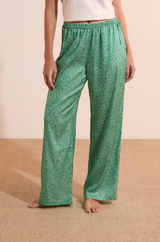 Pantalon de pyjama satin&eacute; &agrave; motifs;${refinementColor}