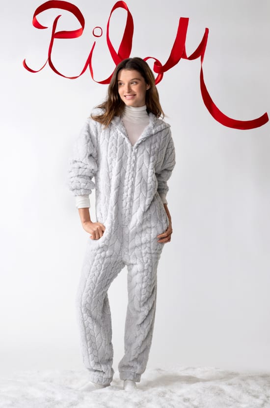 Overal z fleecu;${refinementColor}