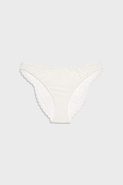 Braguitas de encaje;${refinementColor}