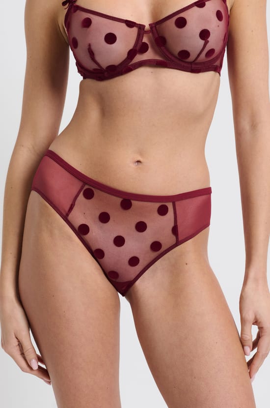 Hipster in Flocked Tulle;${refinementColor}