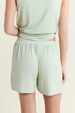 Pantal&oacute;n corto de pijama liso de modal;${refinementColor}