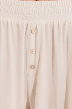 Pantal&oacute;n corto de pijama liso de modal;${refinementColor}