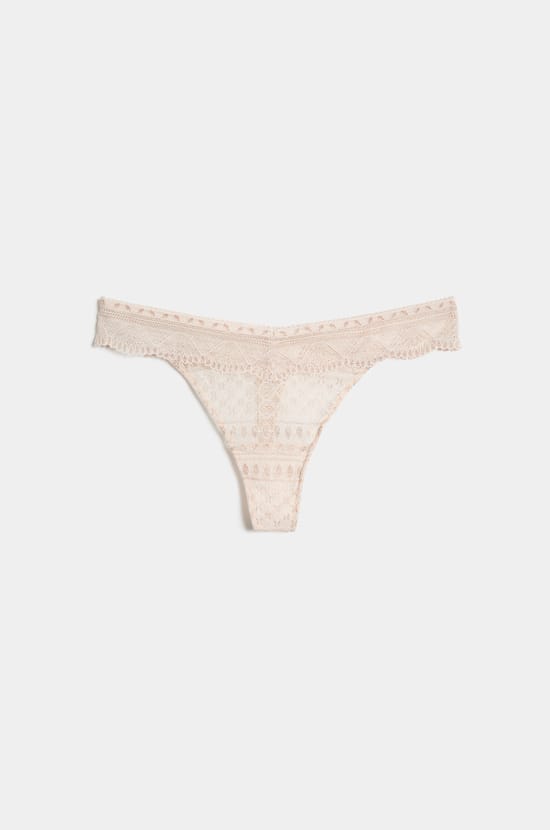 String aus Spitze;${refinementColor}