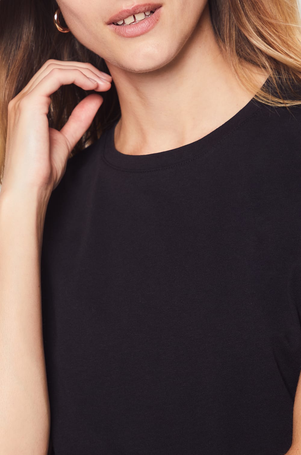 100% Cotton Short-Sleeved T-Shirt;${refinementColor}