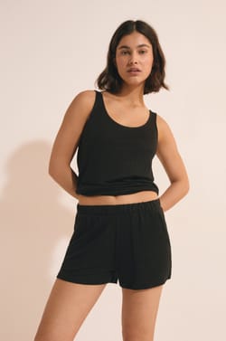 Short aus 100% Leinen;${refinementColor}