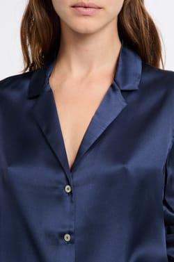 Chemise de pyjama manches longues en soie;${refinementColor}