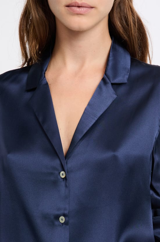 Chemise de pyjama manches longues en soie;${refinementColor}
