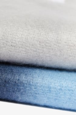 Echarpe à franges;${refinementColor}