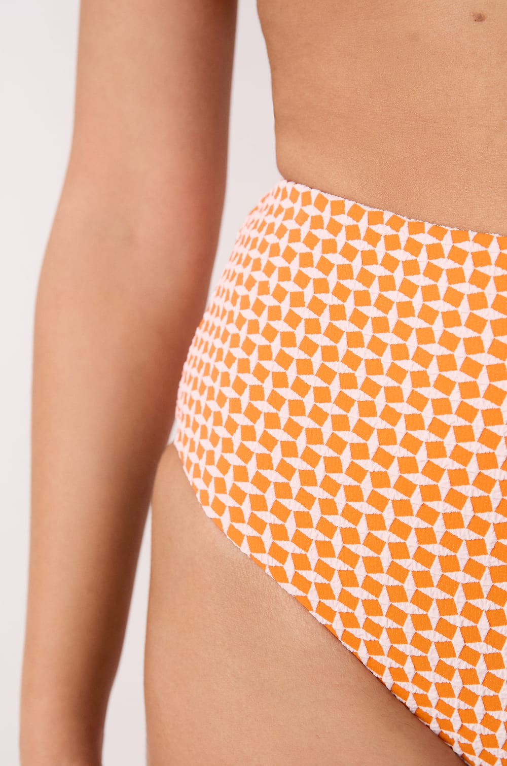 High-waisted bikini brief printed swimsuit bottom;${refinementColor}