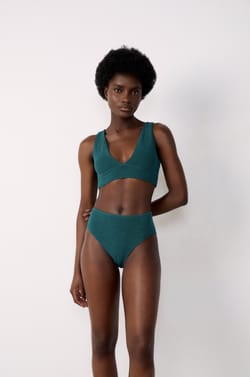 Bas de maillot de bain bikini taille haute en mati&egrave;re extensible;${refinementColor}