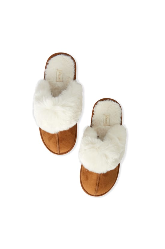 Chaussons mules;${refinementColor}