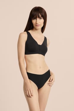Post-mastectomy wireless bralette with front opening;${refinementColor}