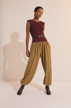 Pantalon bouffant satin&eacute;;${refinementColor}