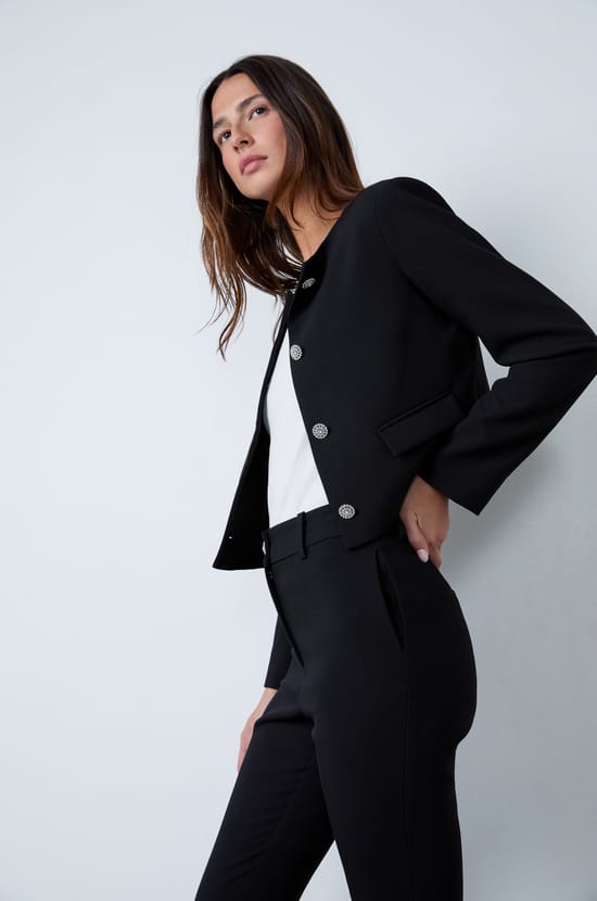Veste boutons bijoux;${refinementColor}